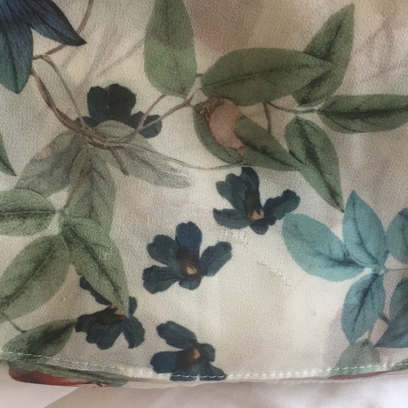 ✨ Beautiful Willow & Clay Floral Dress - Picture 13 of 13